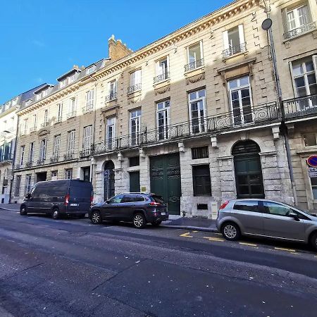 Le Crown - Studio Neuf, Hyper-Centre Apartment Rouen Luaran gambar